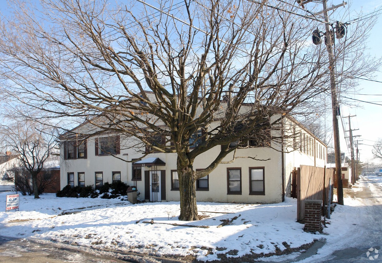 Primary Photo - 32 Orel Ave