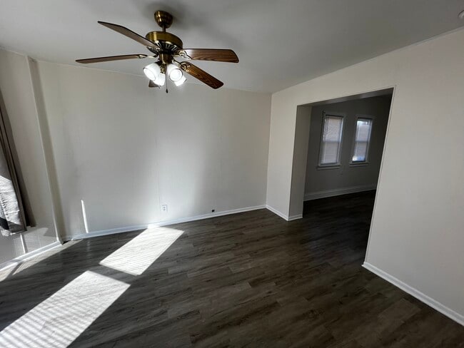 Foto del edificio - 9613 S Ave N