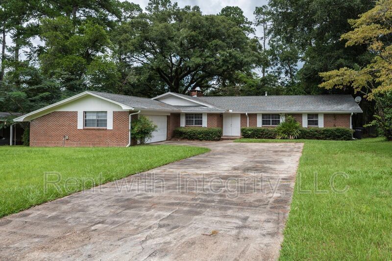 Primary Photo - 410 Gaither Dr