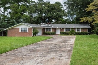 Building Photo - 410 Gaither Dr