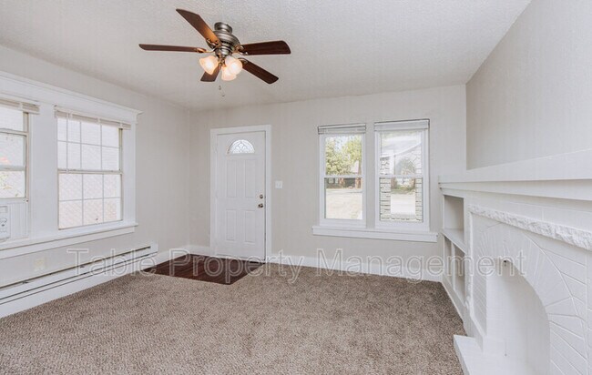 Foto del edificio - 2536 NW 16th St