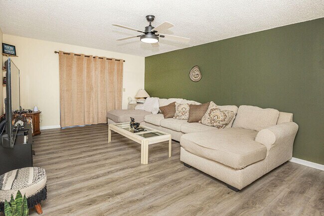 Foto del edificio - 2615 NE 3rd St