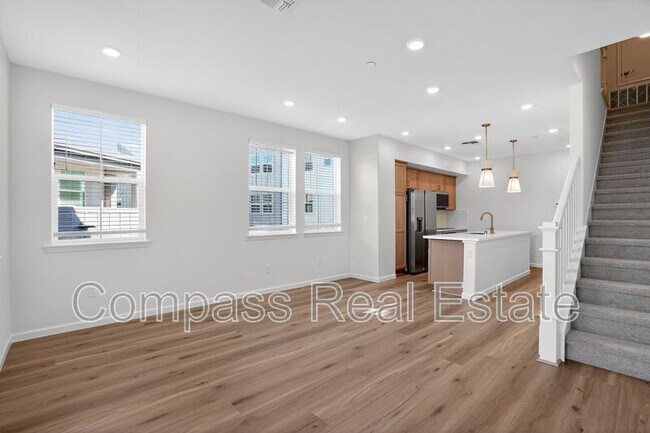 Building Photo - 21061 Story St