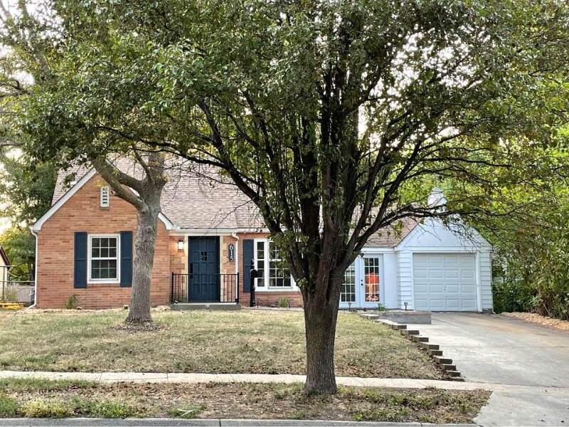 Primary Photo - 615 S 40th St