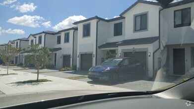 Building Photo - 34513 SW 191st Ct