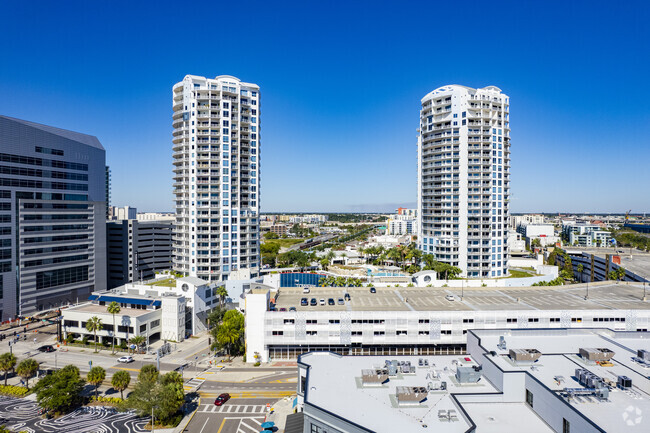 Building Photo - Towers of Channelside