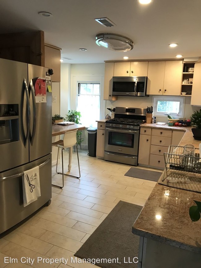Foto del edificio - 4 br, 2 bath House - 1000 Black Rock Rd