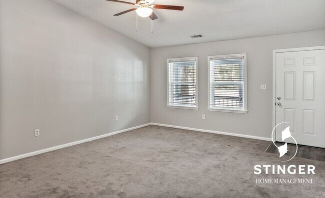 Building Photo - 2 Bedroom / 1 Bath For Rent In Tabby Oaks ...