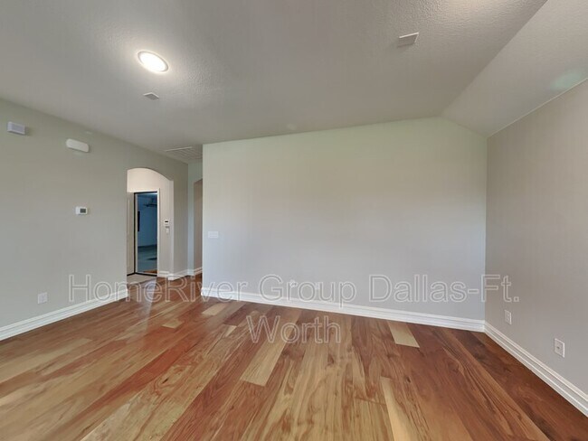 Building Photo - 4925 Remington Falls Dr