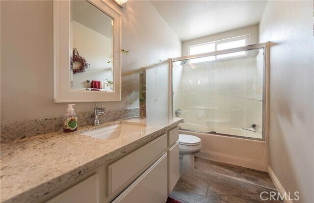 Foto del edificio - 1439 Hawkcrest Dr