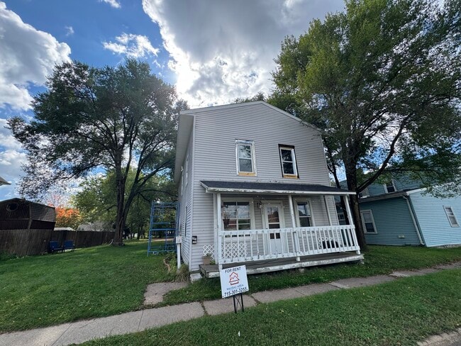 Building Photo - 303 Weston Ave