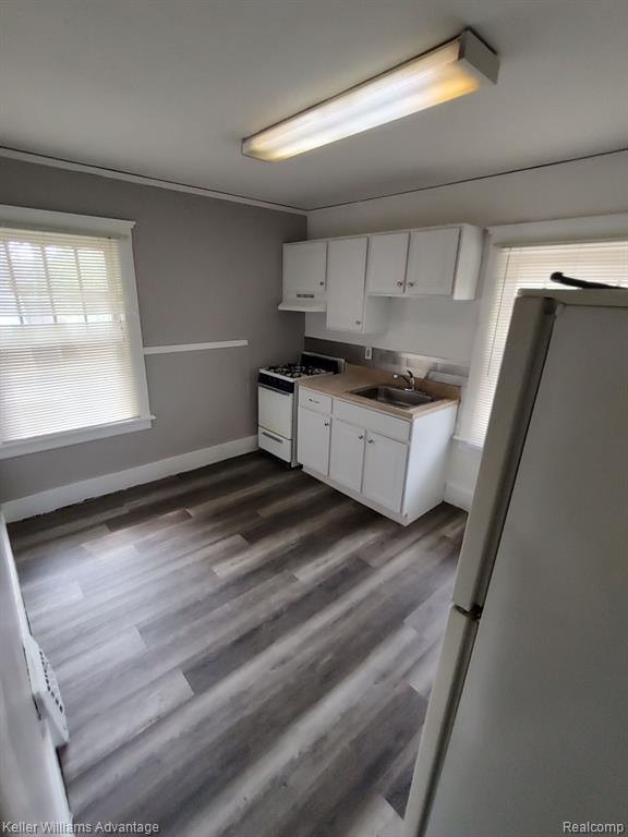 Building Photo - 1120 E Ganson St