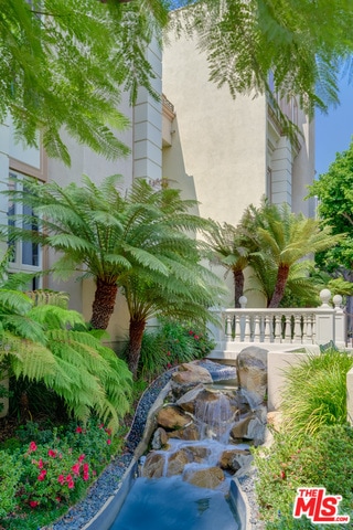 Building Photo - 10122 Empyrean Way