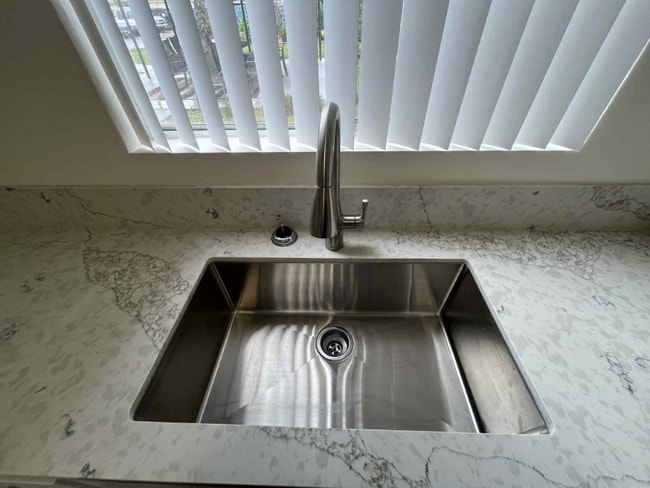 Foto del edificio - 840-840 S Orange Ave