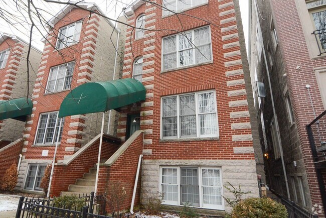 Building Photo - 920 N Paulina St