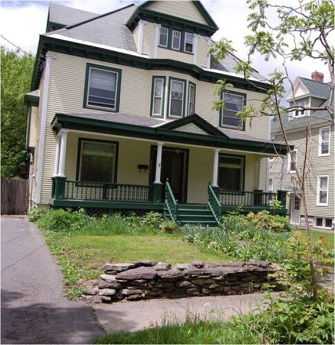 Primary Photo - 312 Allen St