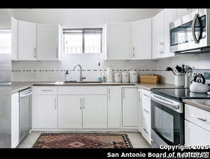 Foto del edificio - 451 Oak St