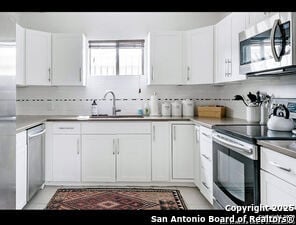 Building Photo - 451 Oak St