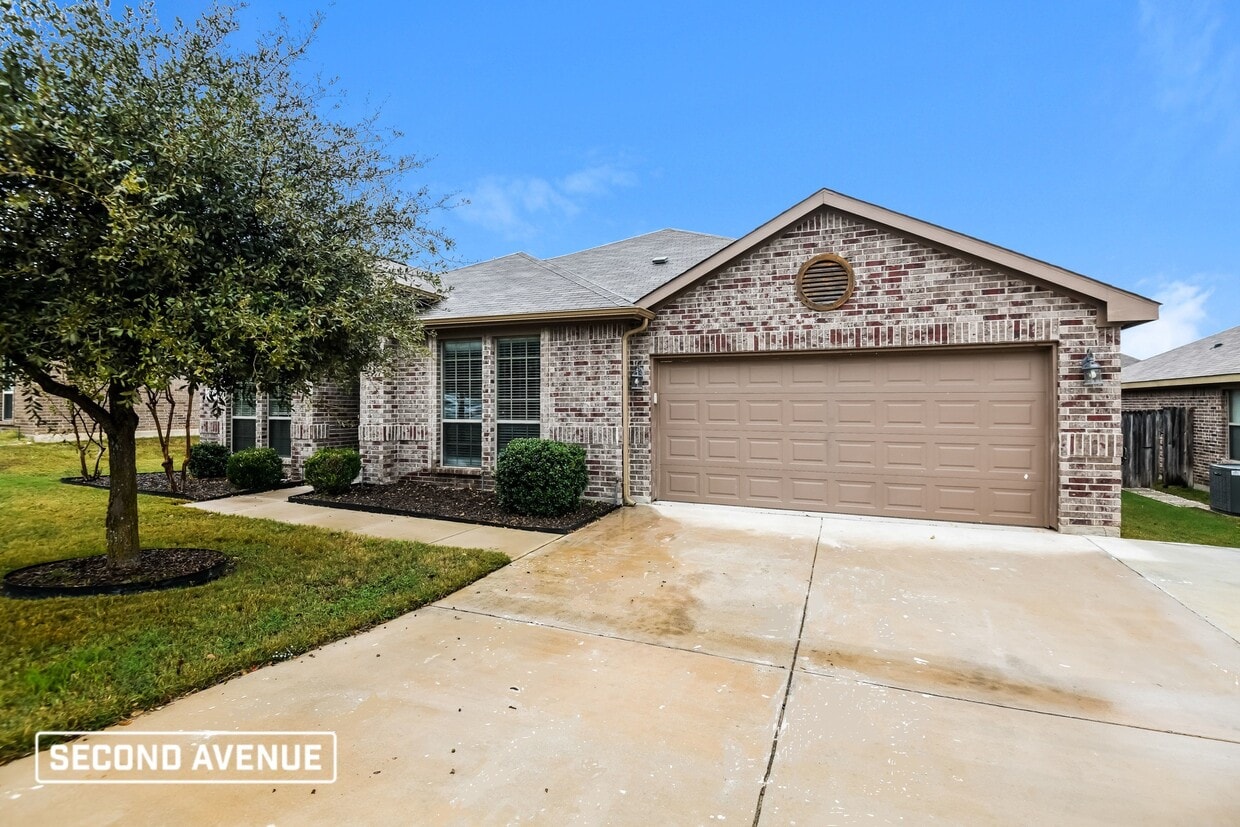 509 Jr Stoff Dr, Azle, TX 76020 House Rental in Azle, TX