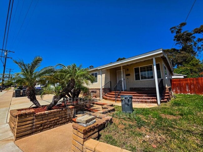 Building Photo - 5815 Jan Dr