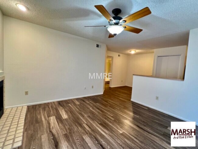 Foto del edificio - Cozy 2 bedroom condo with community pool in Mesa!