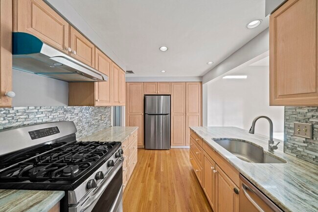 Foto del edificio - 55 Evelyn Rd