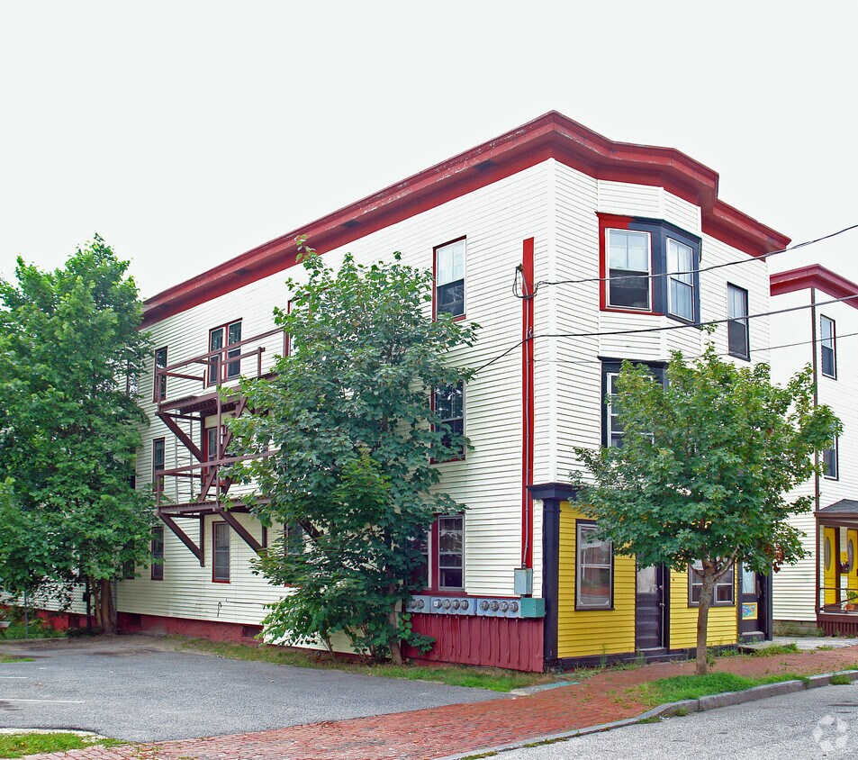 Foto del edificio - 8 Salem St