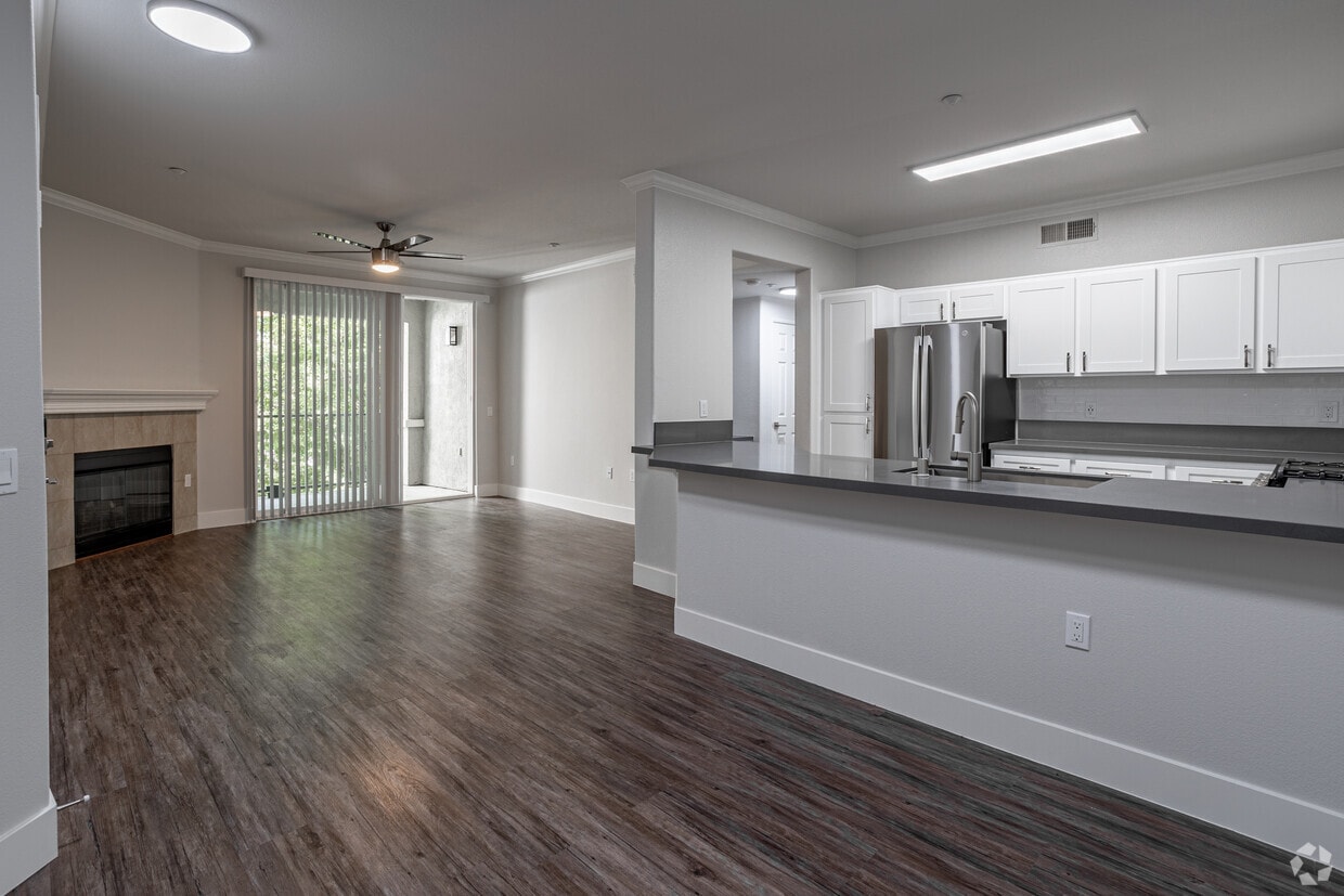 Photo - Canyon Crest Apartments
