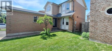Building Photo - 68 Mullis Crescent