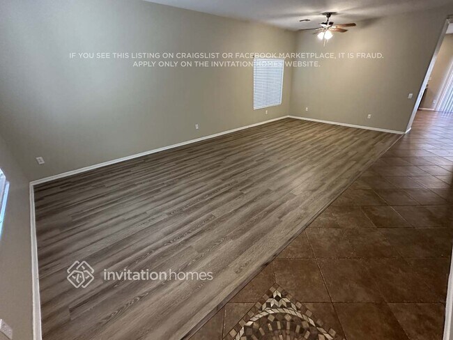 Foto del edificio - 5432 W Apollo Rd