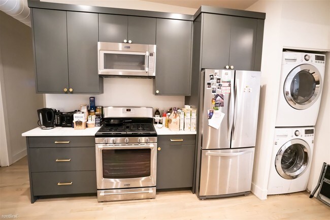 Foto del edificio - 2 br, 2 bath  - 1104 W Madison St 3N
