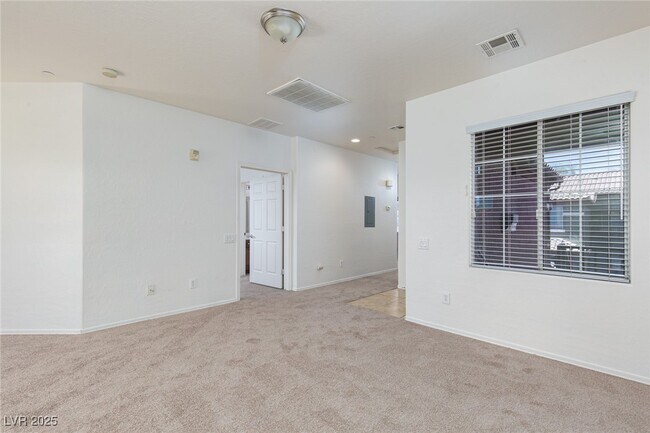 Foto del edificio - 8324 W Charleston Blvd
