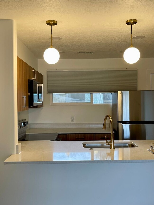 Building Photo - 7327 Springcrest Ct