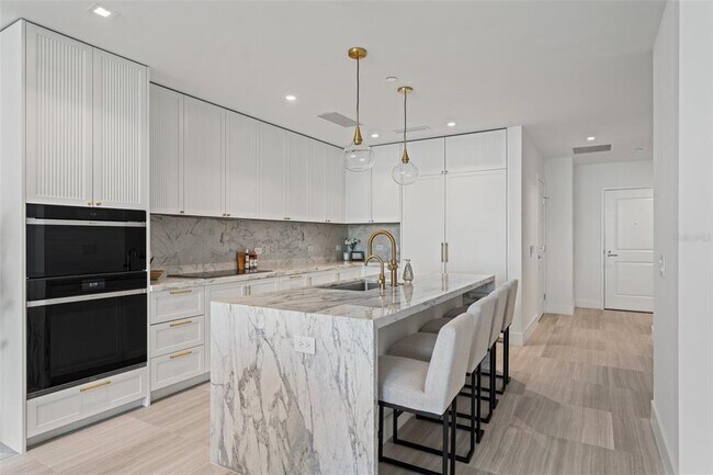 Foto del edificio - 3015 S Ysabella Ave