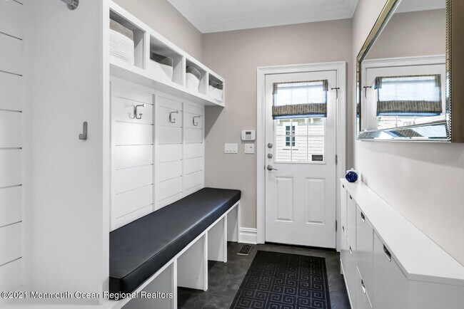 Foto del edificio - 2211 3rd Ave