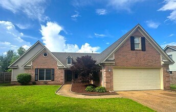 Building Photo - 7472 Hedgington Dr