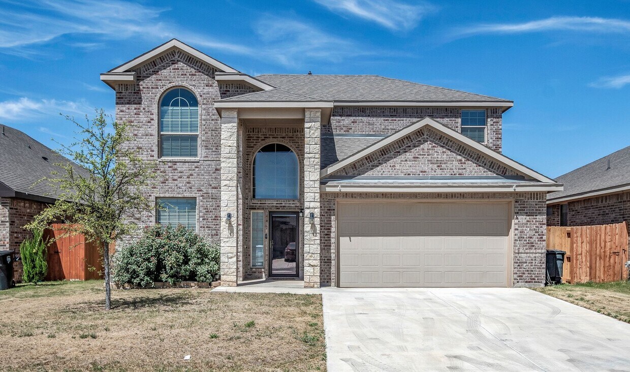 Primary Photo - 7009 Perot Ranch Rd in Parks Bell Ranch!