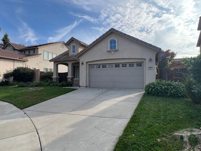 Photo - West Sacramento Gem with 3 Bedrooms & 2 Ba... House