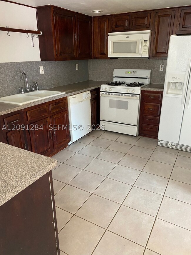 Building Photo - 11561 SW 64th St