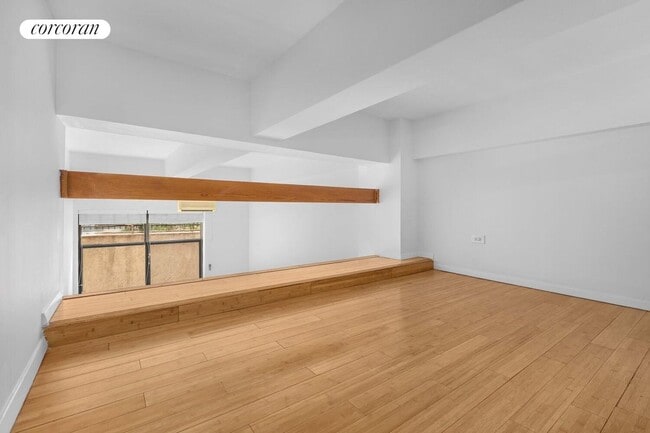 Building Photo - 352 E 62nd St
