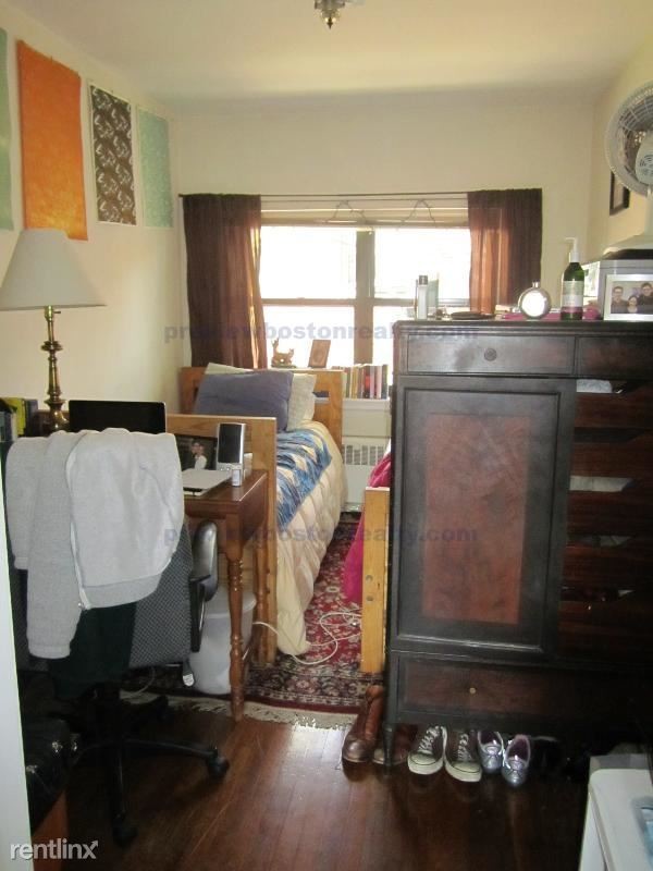 Foto del edificio - 110 Longwood Ave