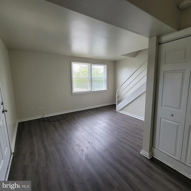 Foto del edificio - 2816 Iverson St