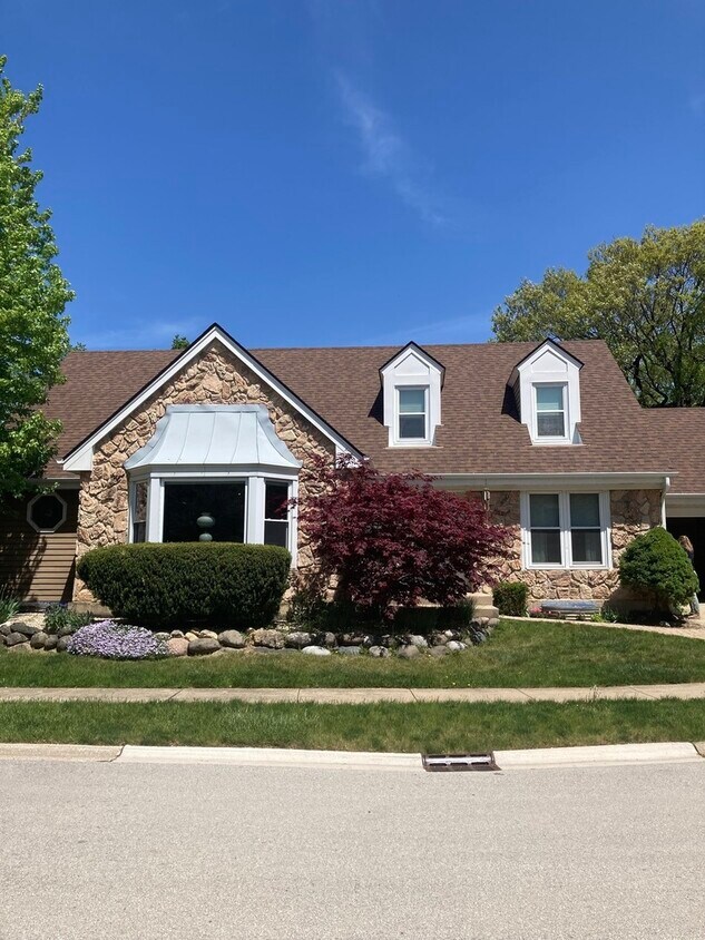 Foto principal - 1005 Landing Rd