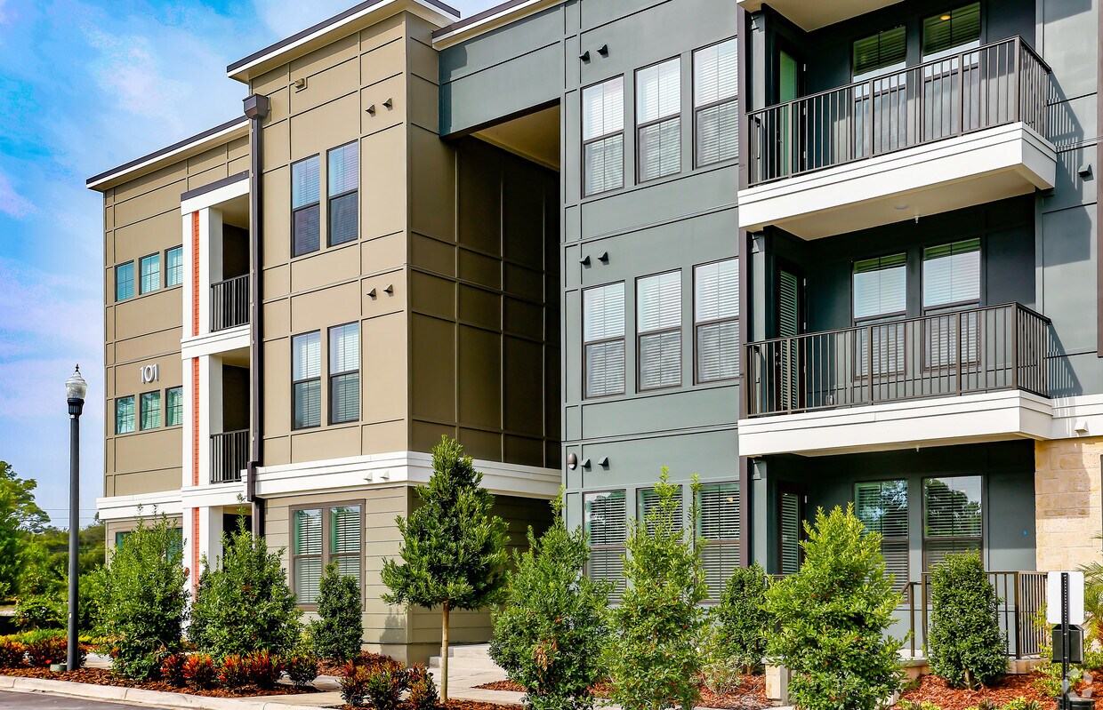 The Blake Apartments in Winter Springs, FL