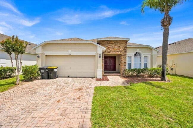 Building Photo - 236 Lancaster Dr