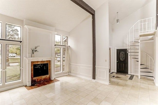Building Photo - 10731 Sageberry Dr