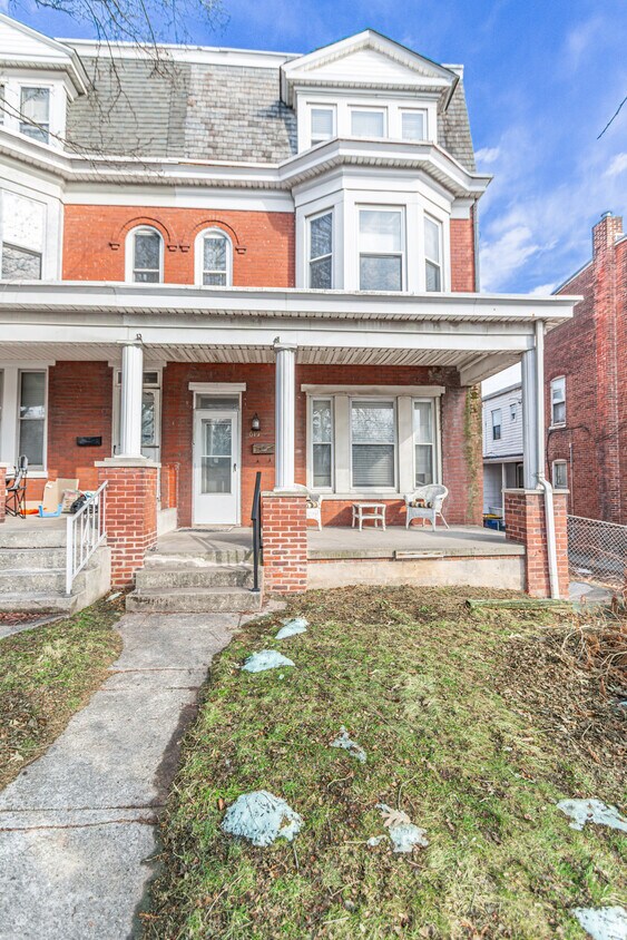 Foto del edificio - 615 N George St