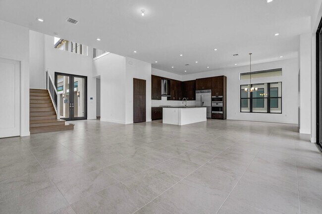 Foto del edificio - 9523 Riverside Pk Dr