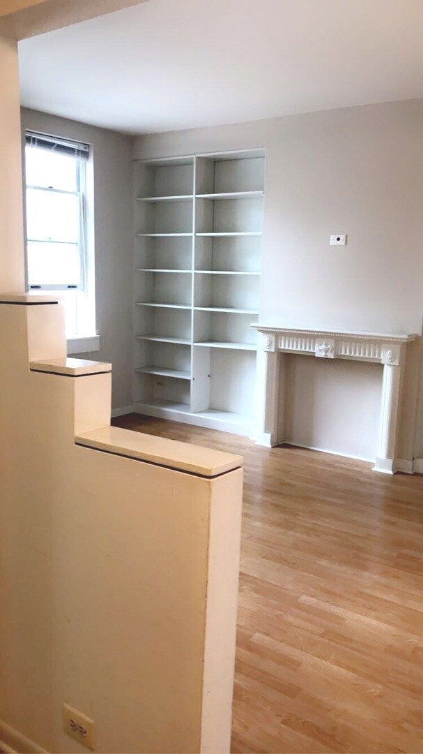 Foto del edificio - 1614 N Wood St