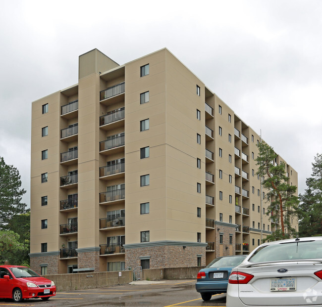 Building Photo - 550 Berkshire Dr